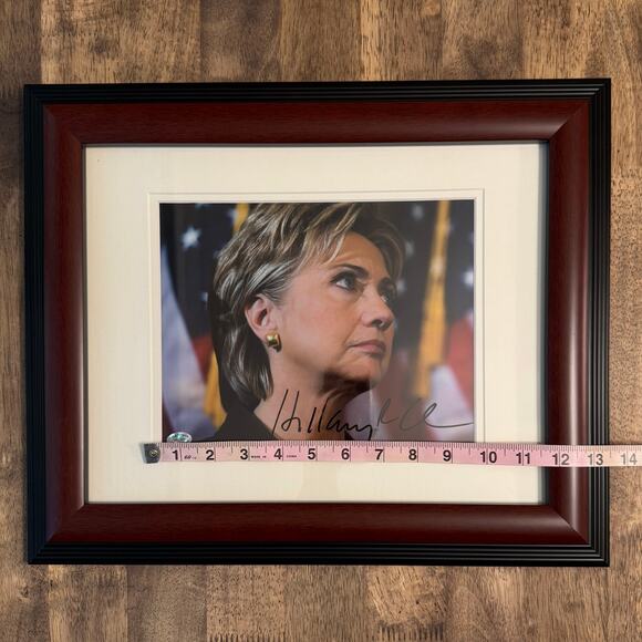 Hillary Clinton First Lady USA Autographed Framed Photo 17x14 COA Greg Tucker - Picture 6 of 7